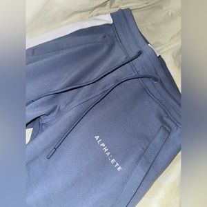 ALPHALETE WOMEN’S JOGGERS SMALL SIZE